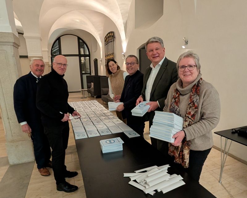 Der Vorstand bei den Vorbereitungen